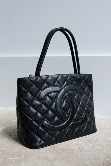 CHANEL CAVIAR MEDALLION TOTE BAG