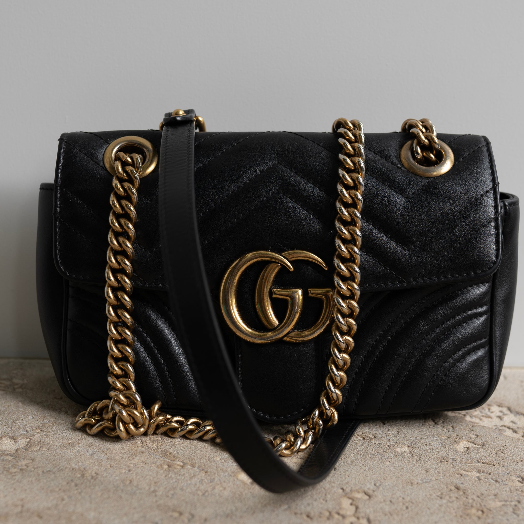 GUCCI MARMONT MATELASSÉ BAG MINI